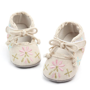 Baby Shoes - Flower Embroidery Baby Girl Shoes 0-18M