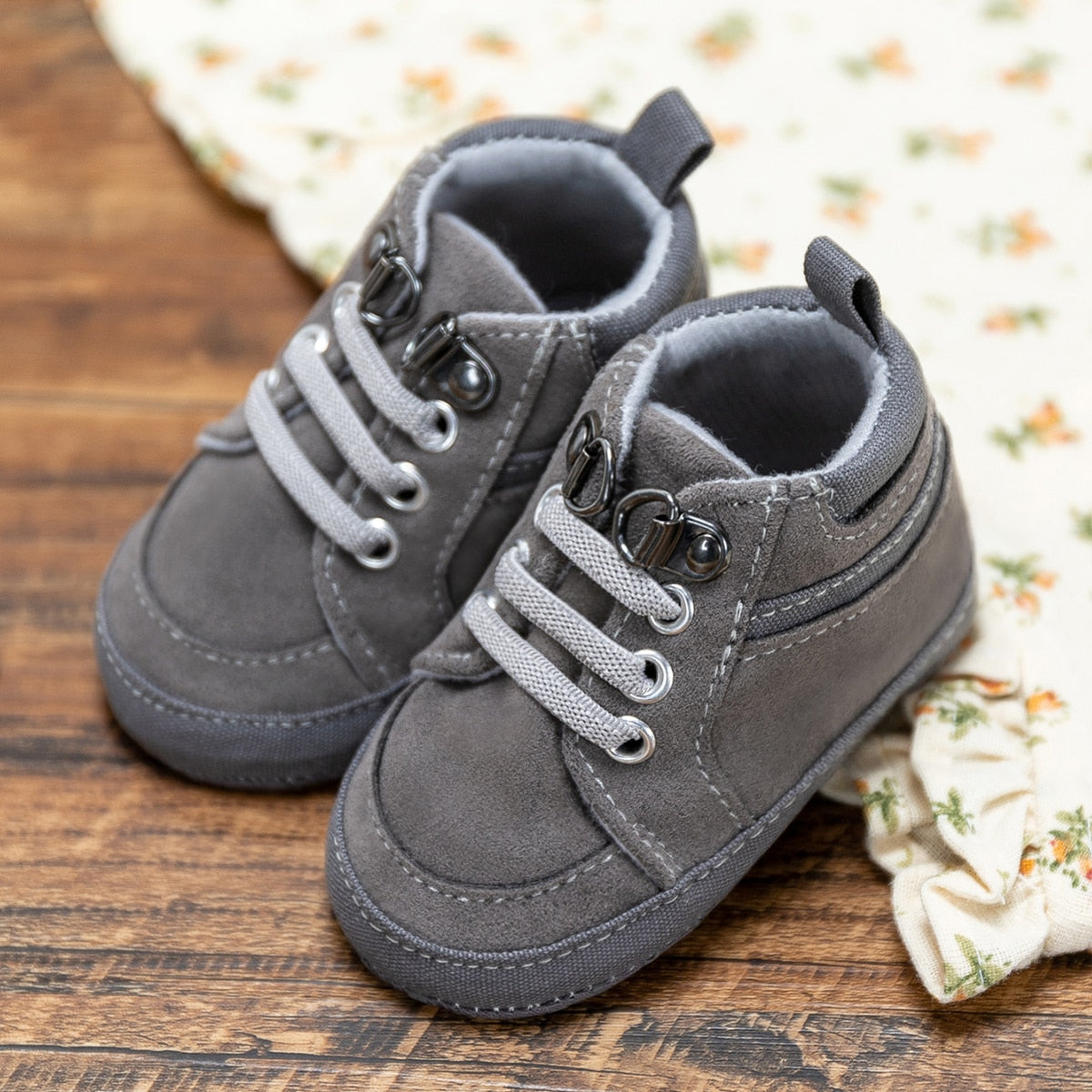 Baby Shoes - High-top Leather Sneaker 0-18M
