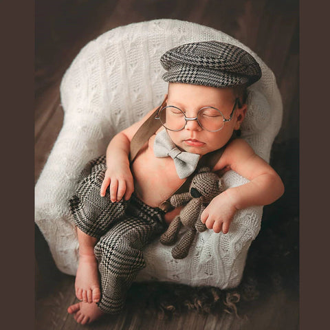 Costume - Little Gentleman Outfit Newborn Photography