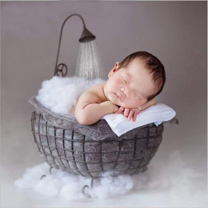 newborn photography bathtub